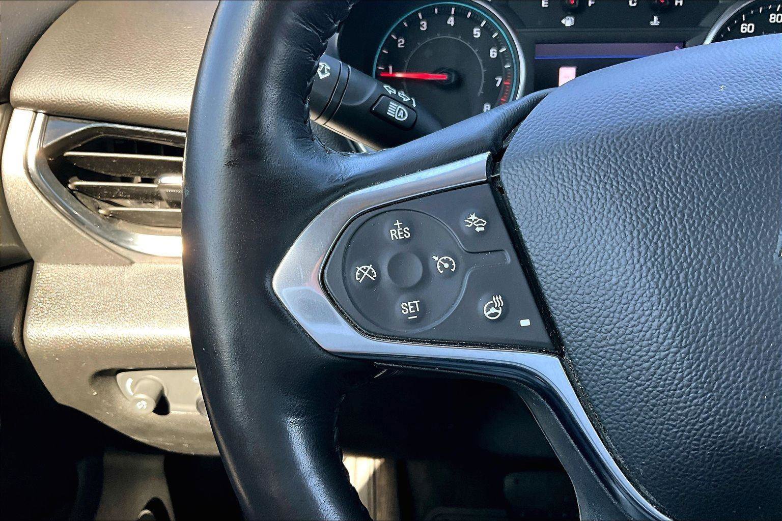 Used 2020 Chevrolet Traverse RS AWD/4WD image 19
