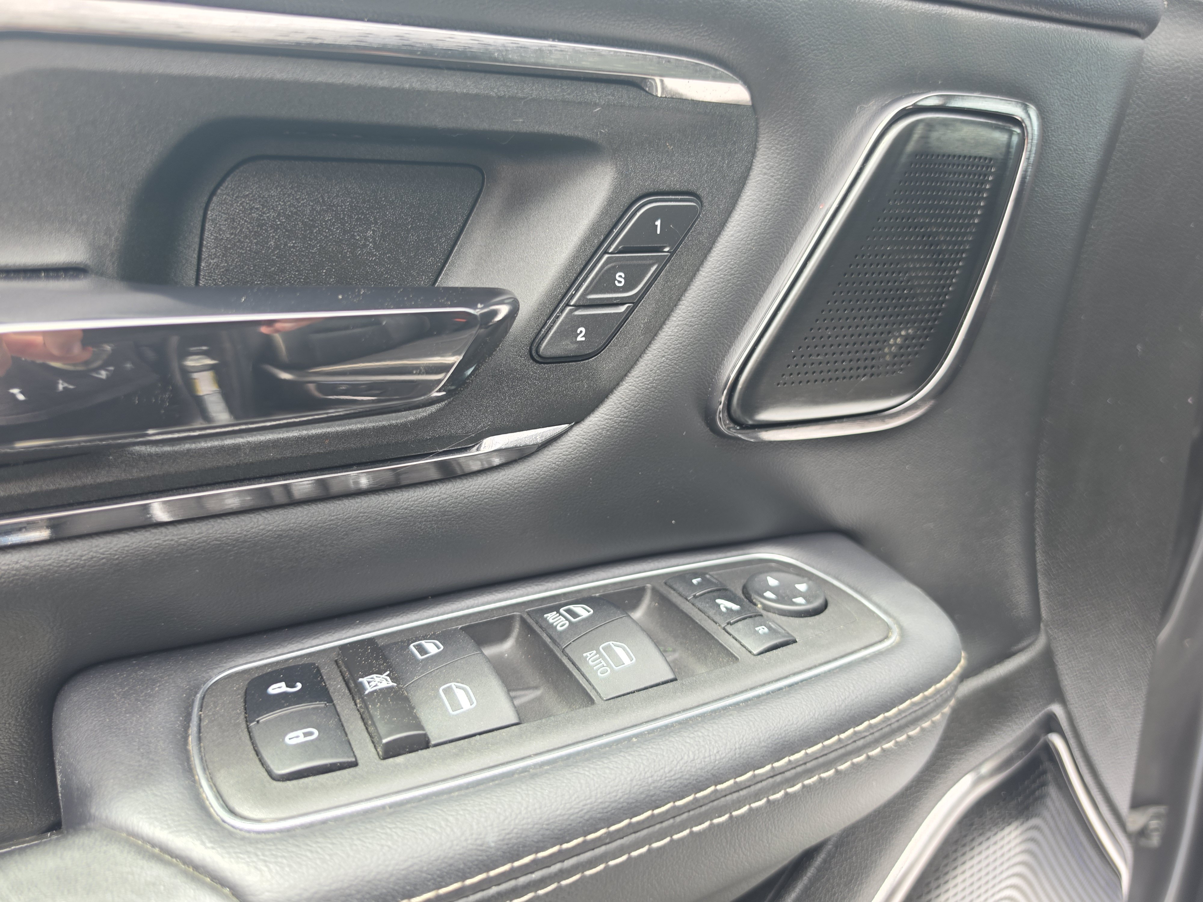 Used 2024 RAM 1500 Limited AWD/4WD image 22