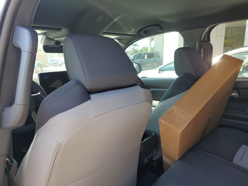 New 2025 Toyota Tacoma TRD Sport image 17