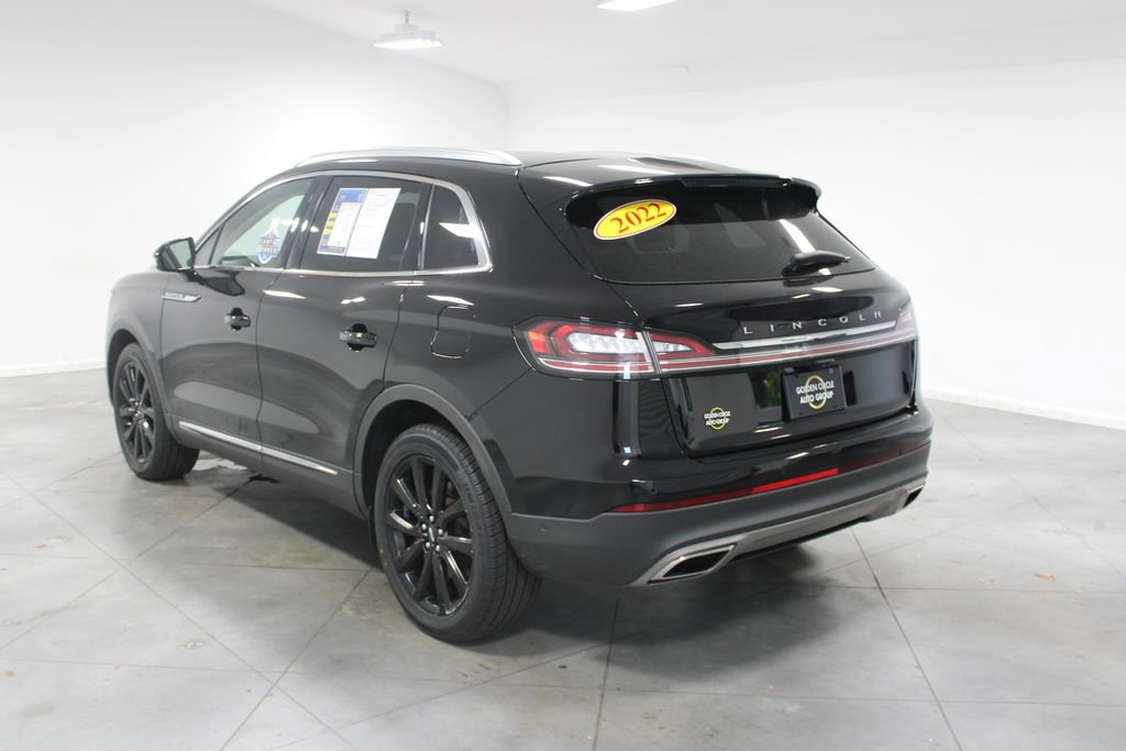 Used 2022 Lincoln Nautilus Reserve w/ Equipment Group 201A image 7