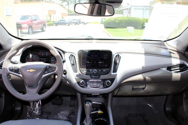 Used 2020 Chevrolet Malibu LT image 9