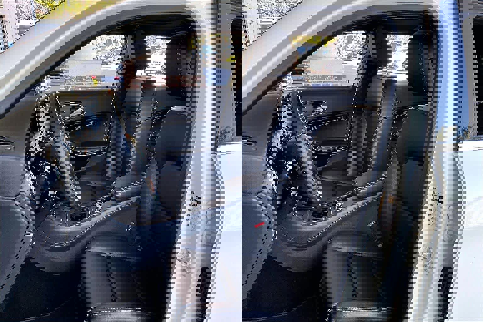 Used 2016 Mercedes-Benz GLA 250 image 8