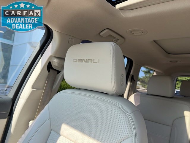 Used 2021 GMC Acadia Denali w/ Denali Ultimate Package AWD/4WD image 19