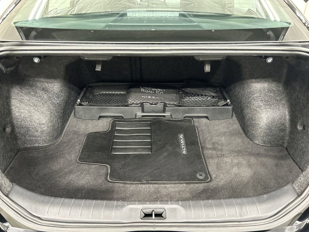 Used 2023 Nissan Altima 2.5 SV w/ SV Premium Package AWD/4WD image 23