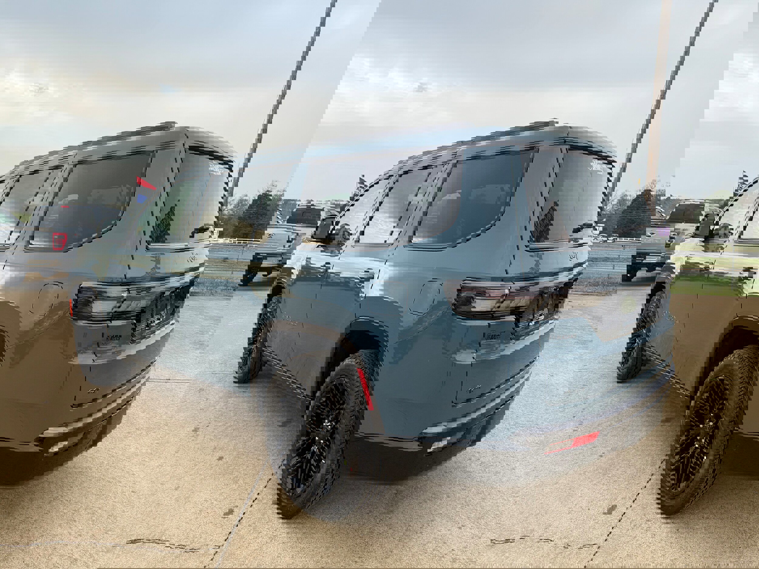 New 2026 Jeep Grand Wagoneer Limited image 5