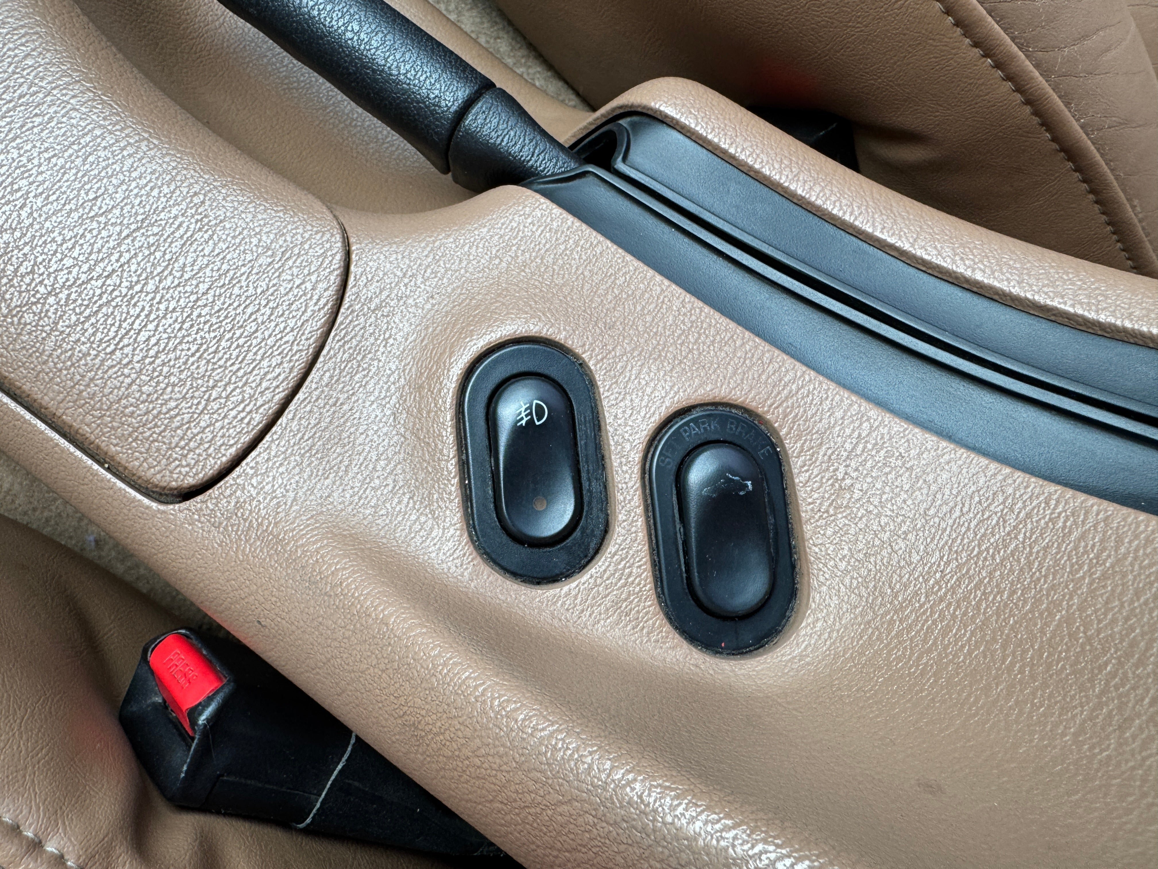 Used 1995 Ford Mustang GT RWD image 16