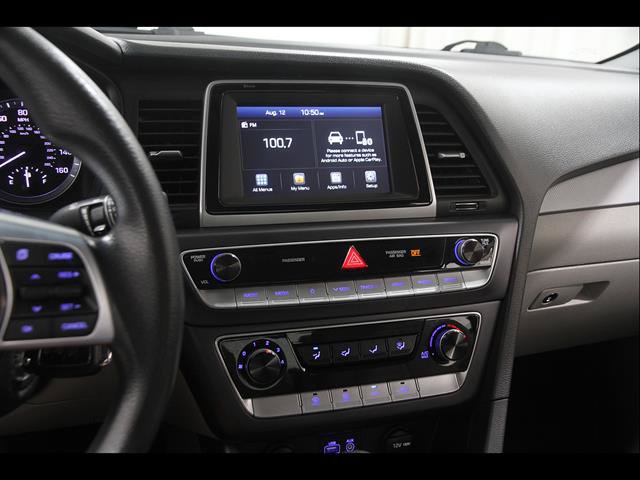Used 2019 Hyundai Sonata SE FWD image 9