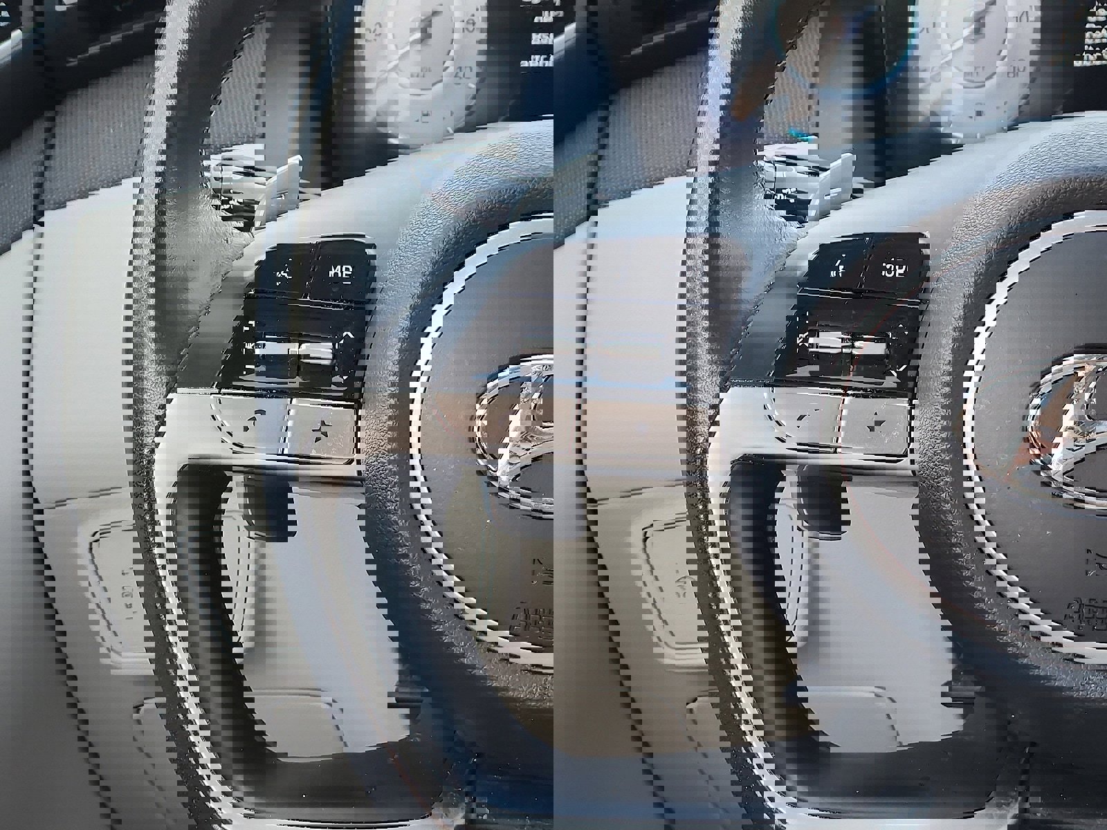 Certified 2023 Hyundai Tucson Limited w/ Cargo Package image 15