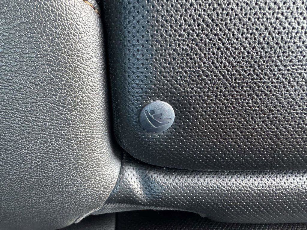 Used 2023 GMC Sierra 1500 AT4 w/ AT4 Premium Package image 25