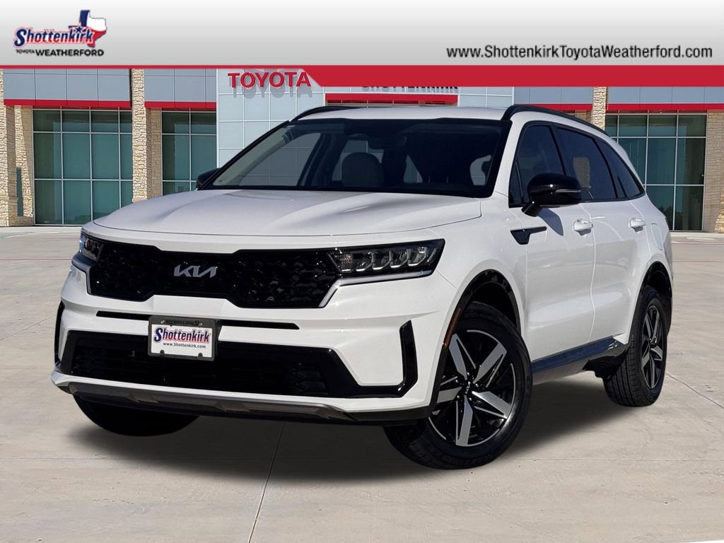 Used 2023 Kia Sorento S FWD image 1