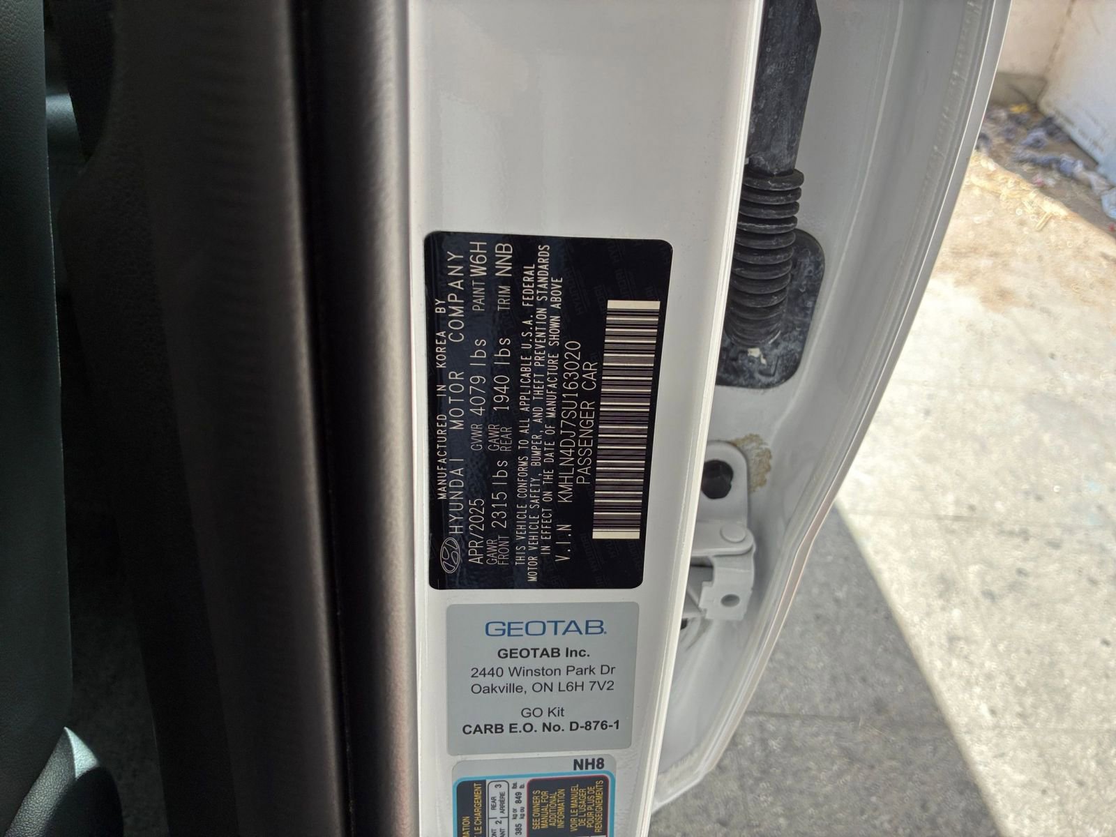 Used 2025 Hyundai Elantra Limited image 31