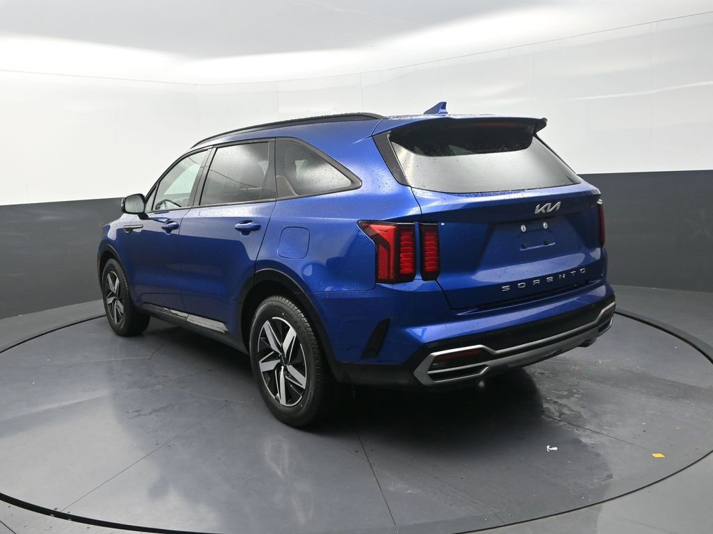 Used 2022 Kia Sorento S w/ Panoramic Sunroof Package image 6