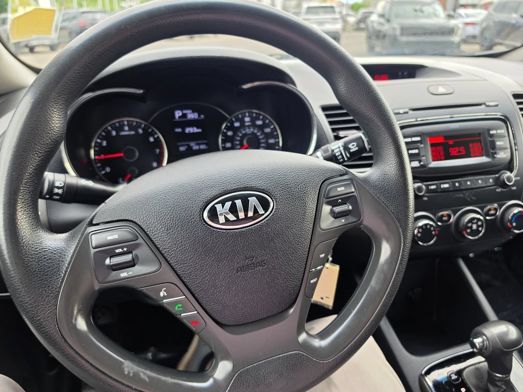 Used 2017 Kia Forte LX FWD image 15