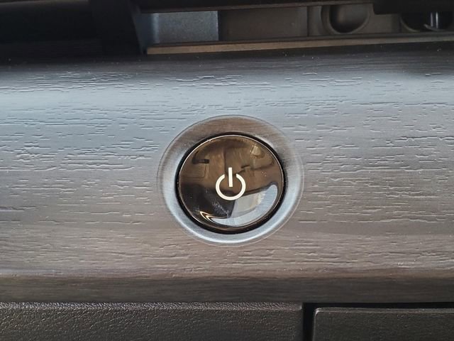Certified 2023 Nissan Ariya AWD image 26