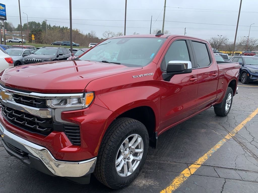 Used 2024 Chevrolet Silverado 1500 LT w/ Convenience Package II AWD/4WD image 23
