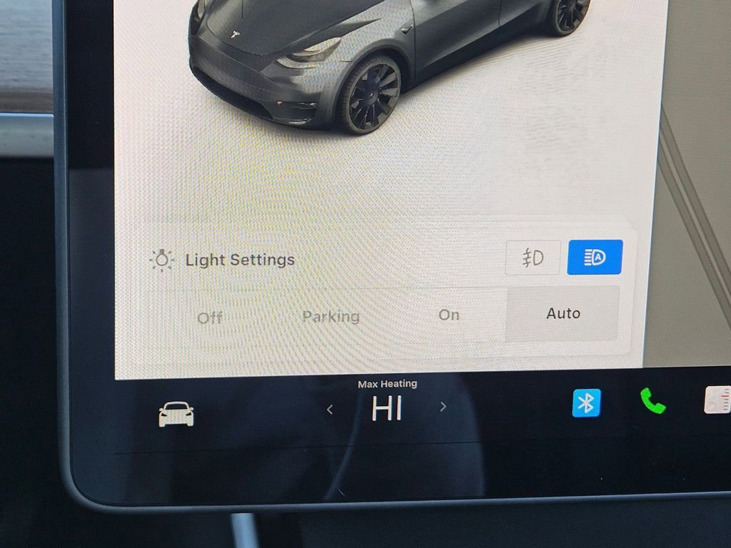 Used 2020 Tesla Model Y Long Range image 13