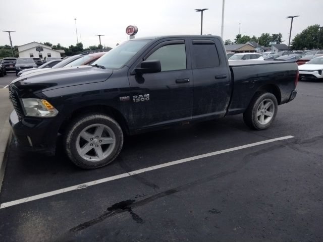 Used 2017 RAM 1500 Express AWD/4WD image 5