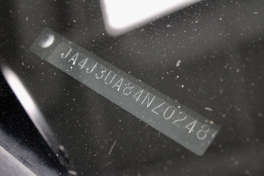 Used 2022 Mitsubishi Outlander SE image 34