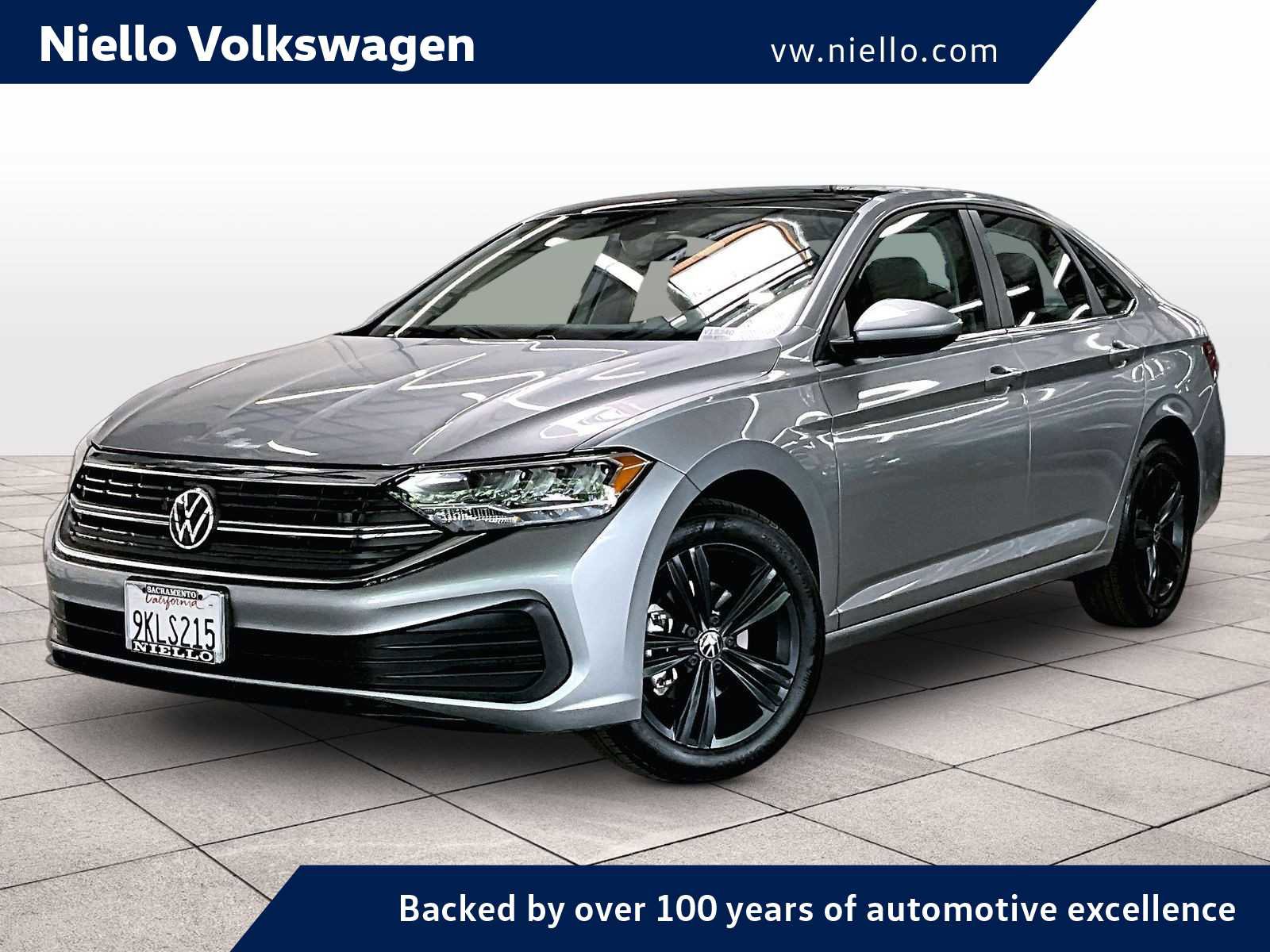 Used 2024 Volkswagen Jetta SE