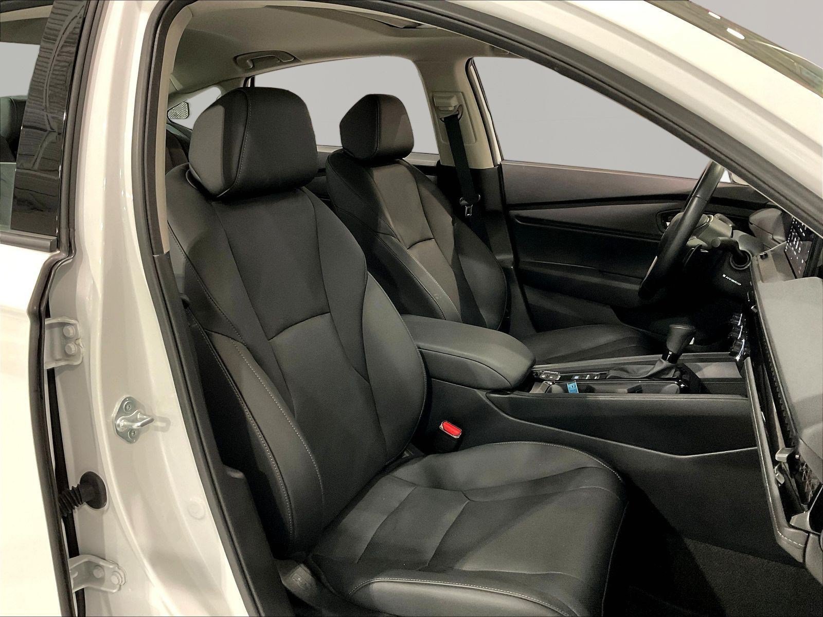 Used 2025 Honda Accord EX-L image 29