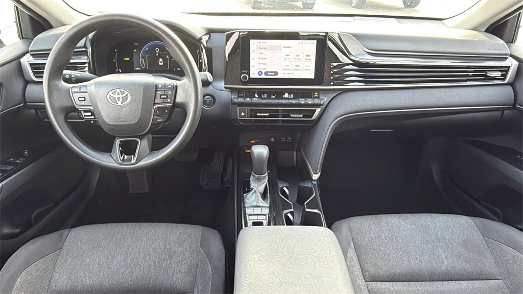 Used 2025 Toyota Camry LE image 17