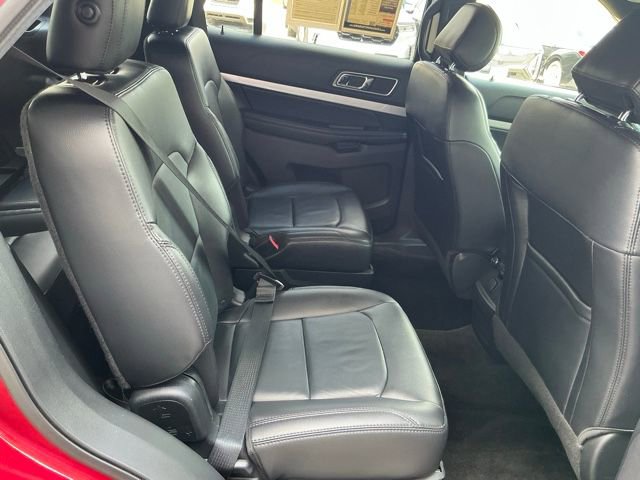 Used 2017 Ford Explorer XLT w/ Equipment Group 202A image 19