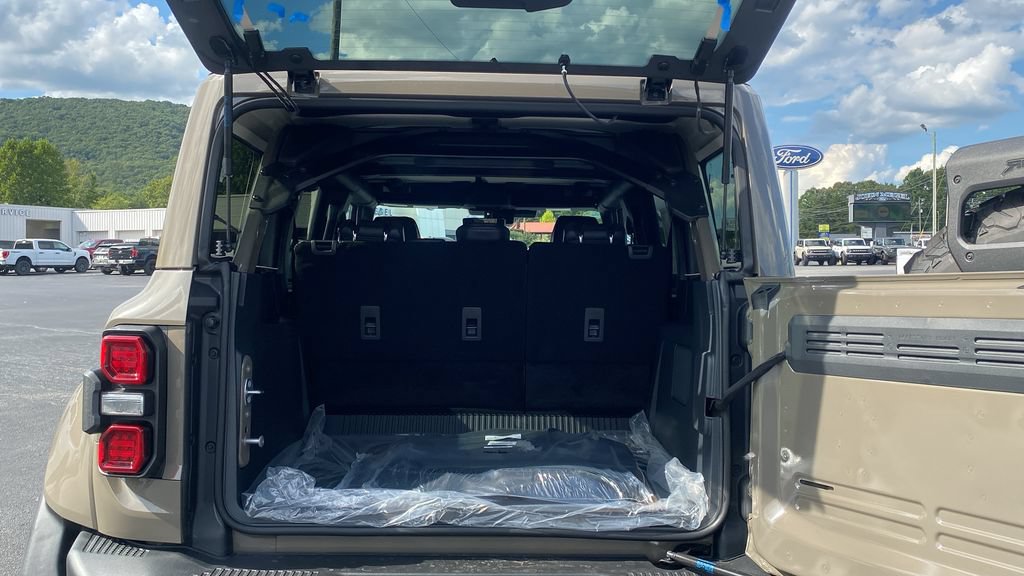 New 2026 Ford Bronco Raptor AWD/4WD image 18