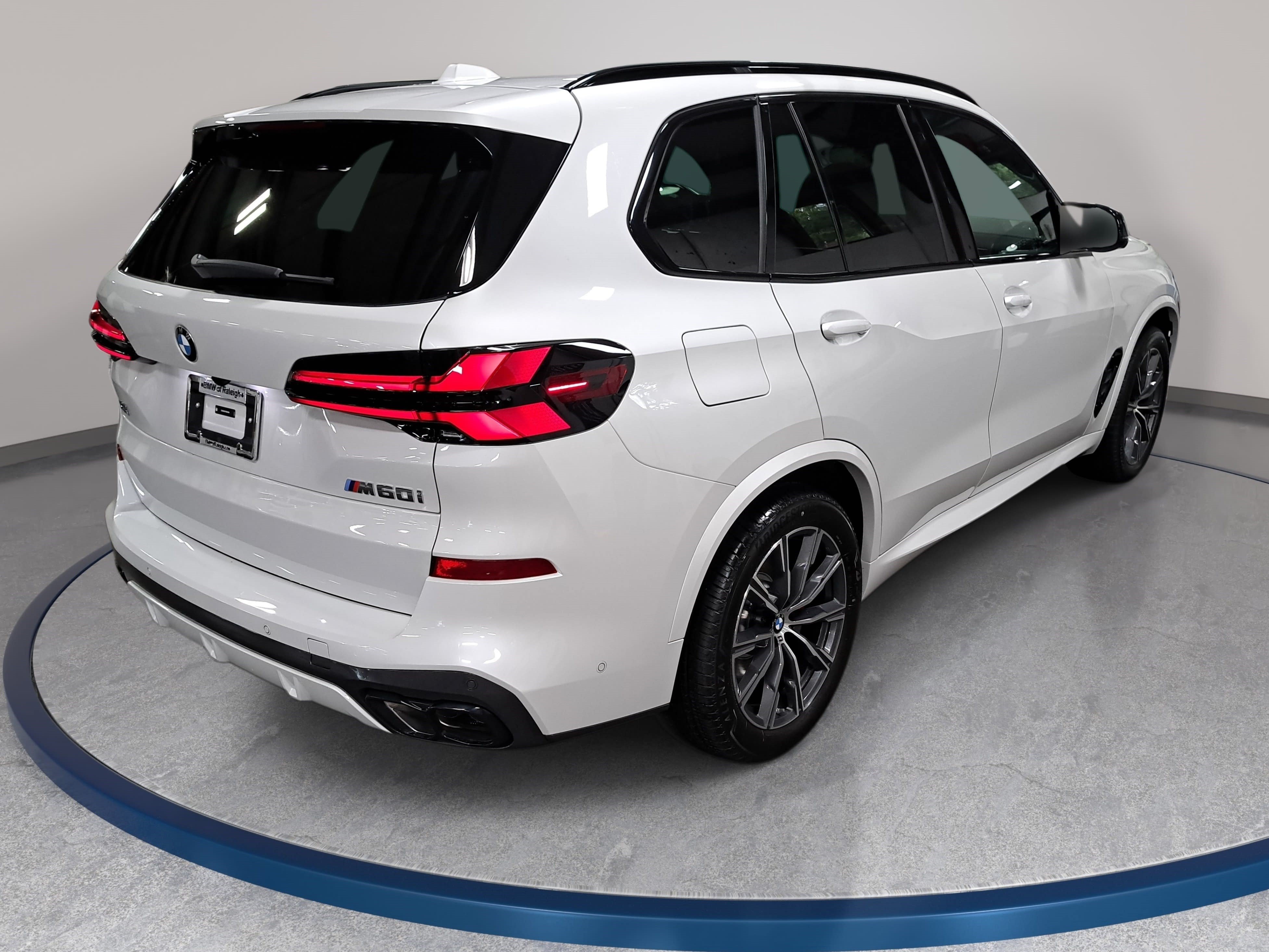 New 2026 BMW X5 M60i AWD/4WD image 5