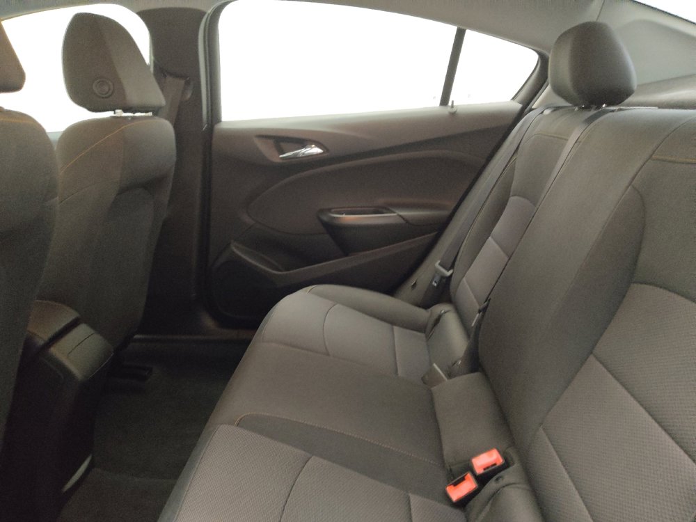 Used 2019 Chevrolet Cruze LS w/ LS Convenience Package FWD image 18