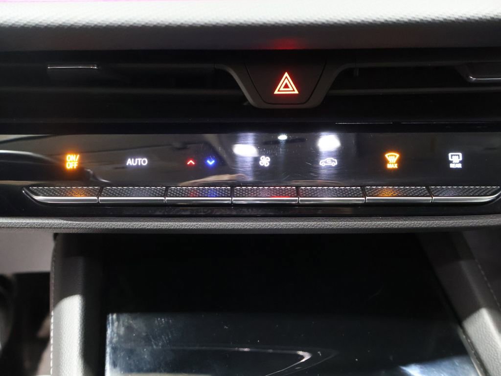 Used 2024 Buick Envision Preferred image 29