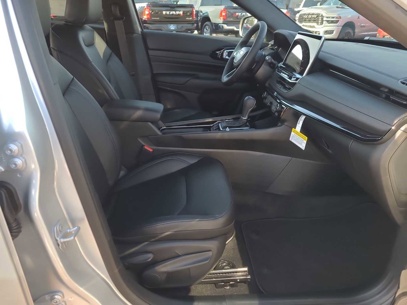 New 2026 Jeep Compass Limited image 22