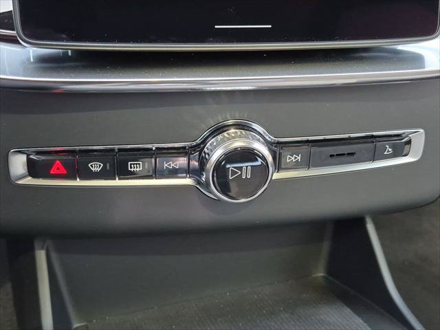 New 2027 Volvo XC90 B6 Plus AWD/4WD image 9