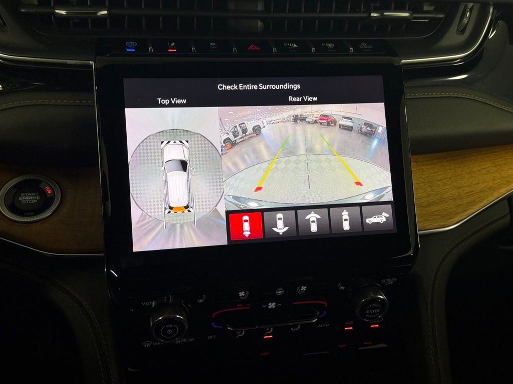 Used 2023 Jeep Grand Cherokee Summit image 22