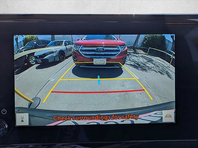 Used 2023 Toyota Corolla Cross XLE w/ Convenience Package FWD image 13