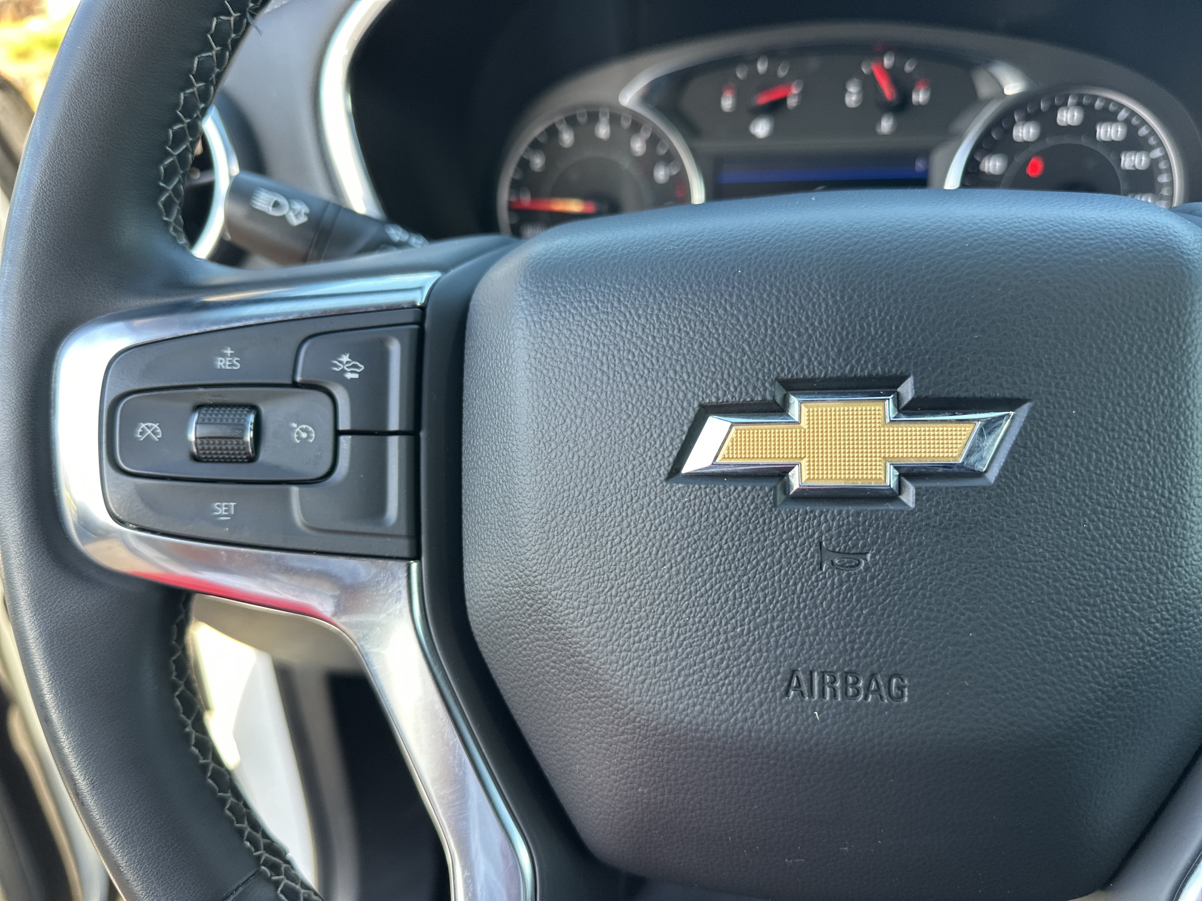 Used 2024 Chevrolet Blazer LT FWD image 25
