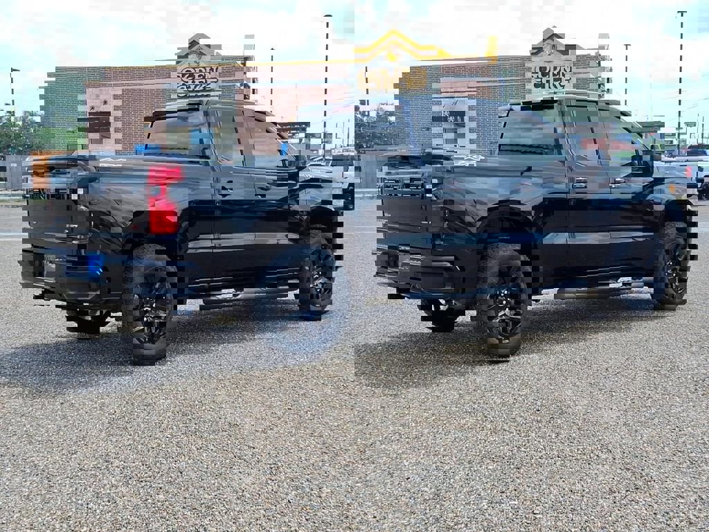 New 2026 Chevrolet Silverado 1500 RST w/ RST Select Package AWD/4WD image 4