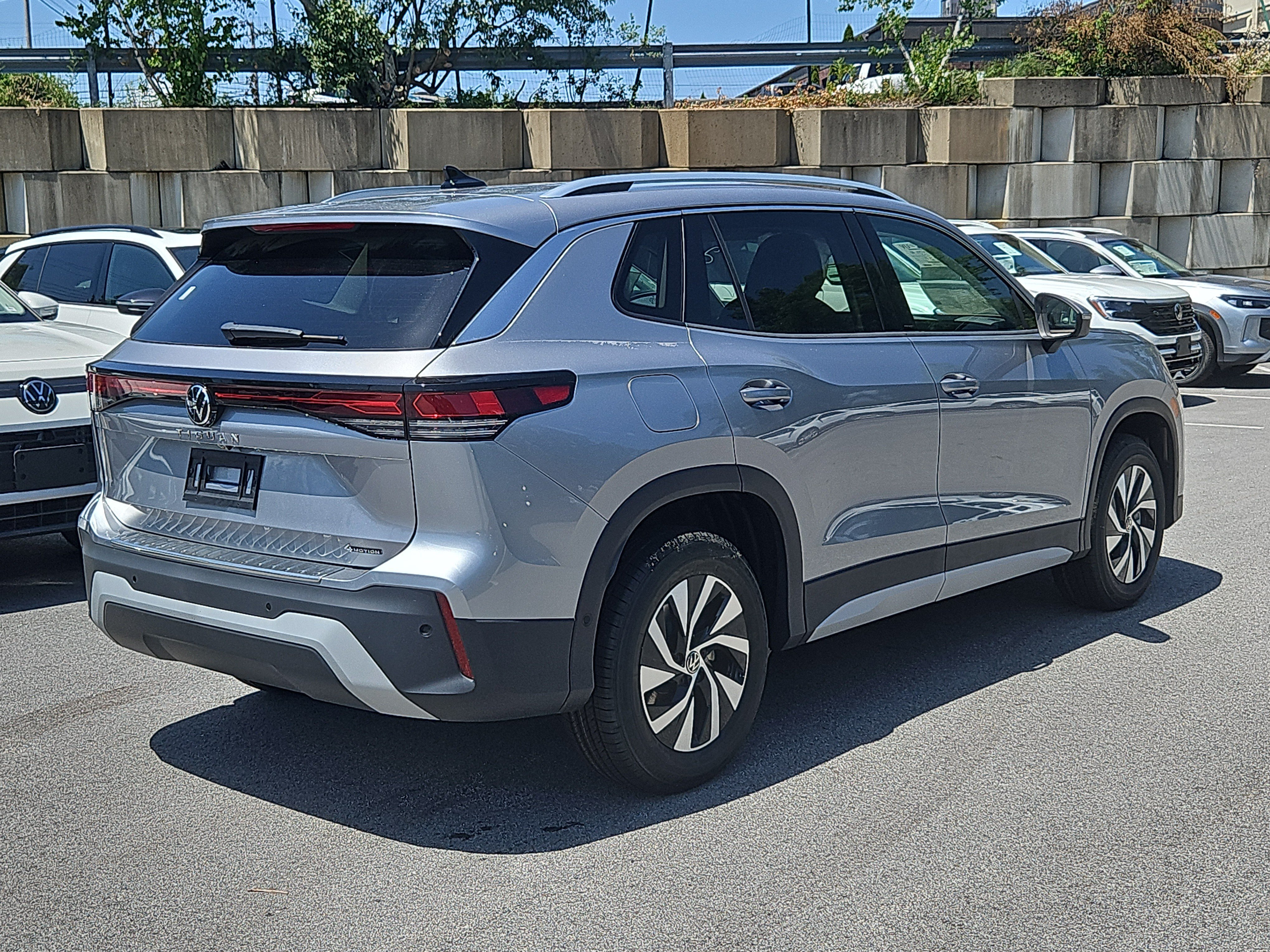 New 2026 Volkswagen Tiguan S AWD/4WD image 3