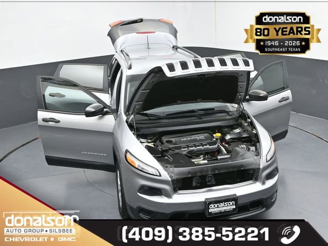 Used 2016 Jeep Cherokee Sport image 24