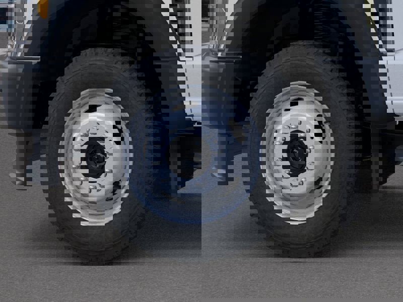 New 2026 Ford F550 4x4 Regular Cab Super Duty image 19