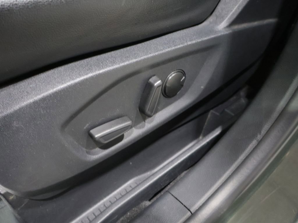 Used 2024 Ford Edge Titanium w/ Equipment Group 301A image 12