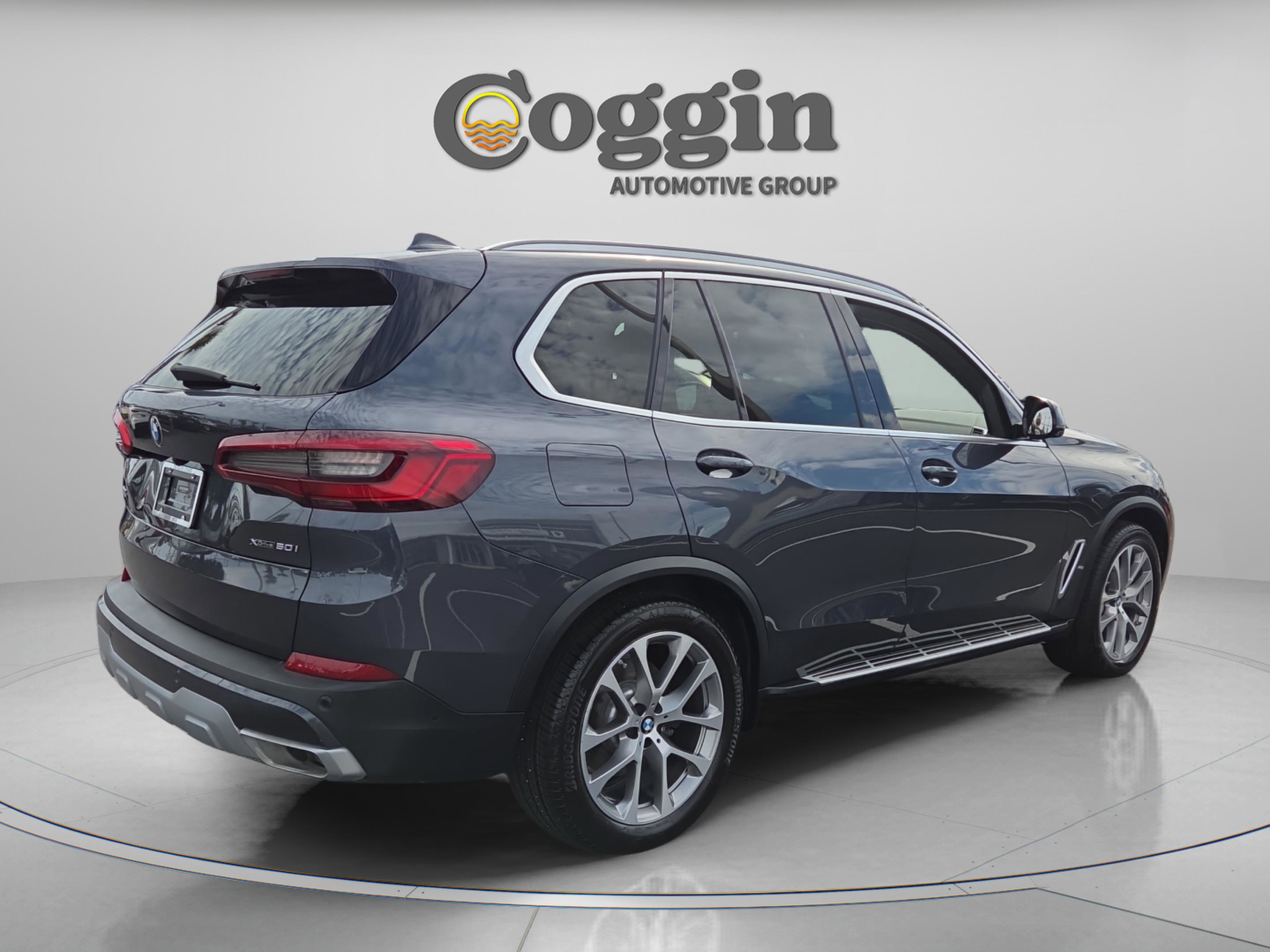 Used 2019 BMW X5 xDrive50i w/ Parking Assistance Package image 6