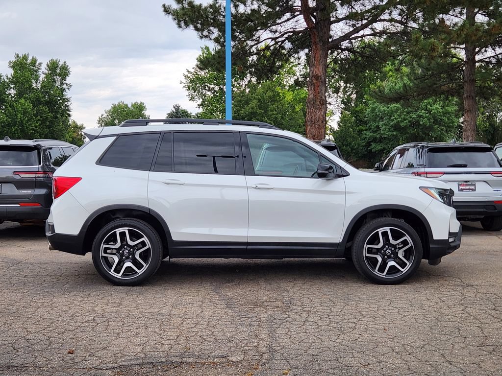 Used 2022 Honda Passport Elite image 2