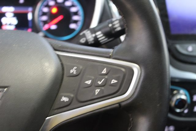 Used 2023 Chevrolet Equinox Premier AWD/4WD image 17