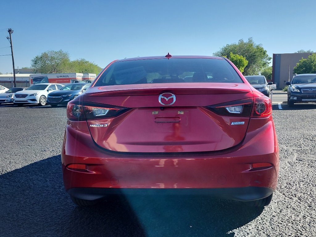 Used 2016 MAZDA MAZDA3 i Touring w/ Popular Equipment Package FWD image 7