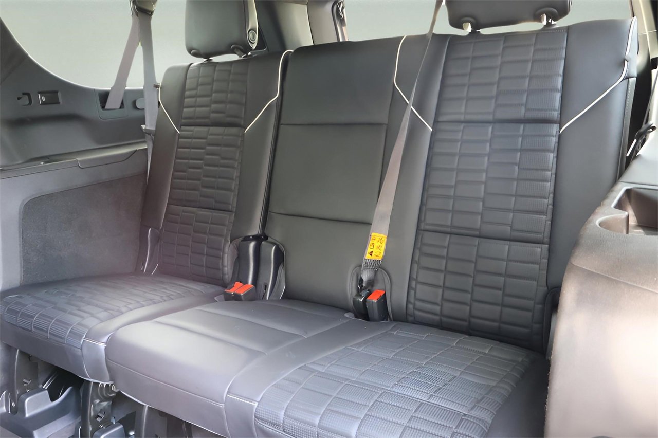 Certified 2023 Cadillac Escalade ESV Premium Luxury Platinum image 14