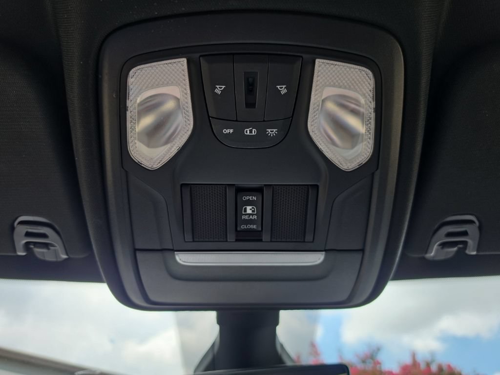 Used 2020 RAM 1500 Big Horn AWD/4WD image 33
