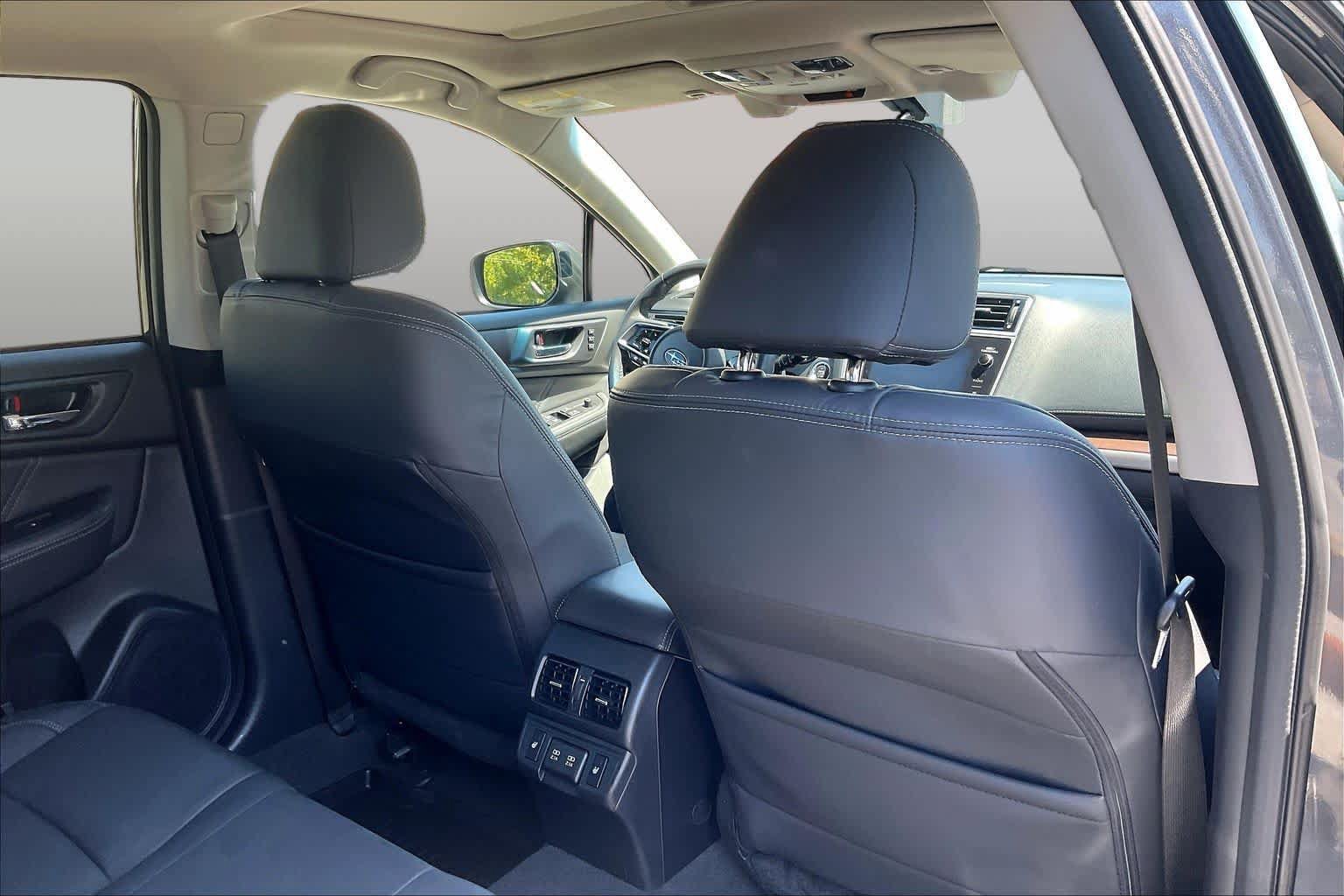 Used 2019 Subaru Outback 2.5i Limited AWD/4WD image 19