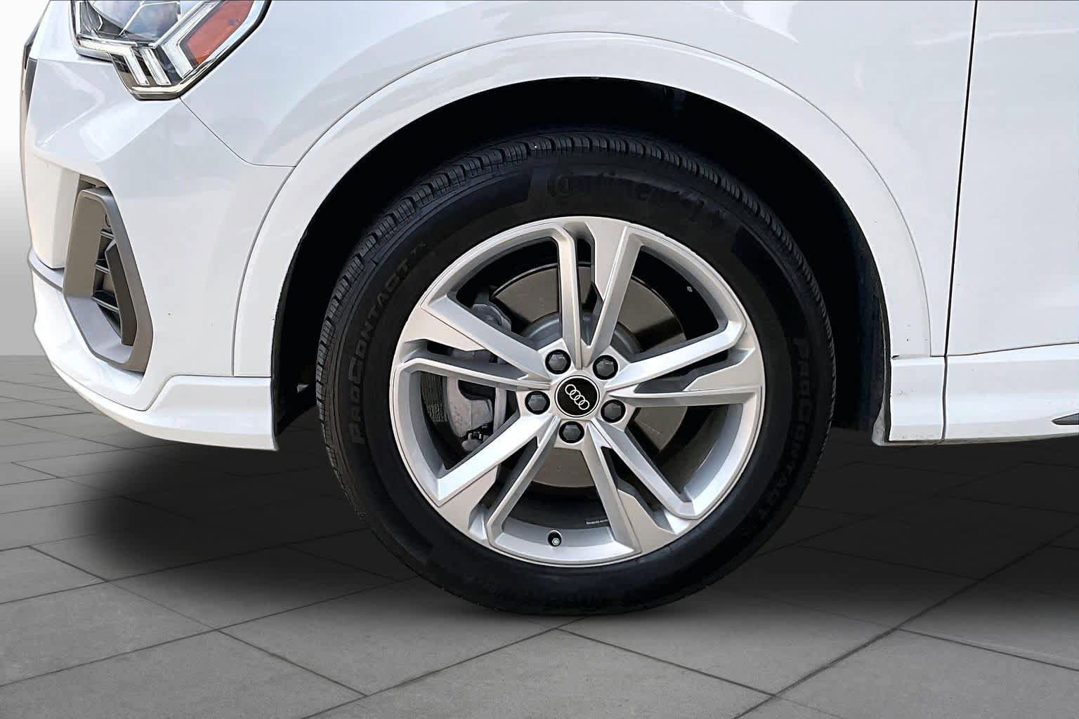 Used 2024 Audi Q3 2.0T Premium Plus w/ Premium Plus Package AWD/4WD image 10
