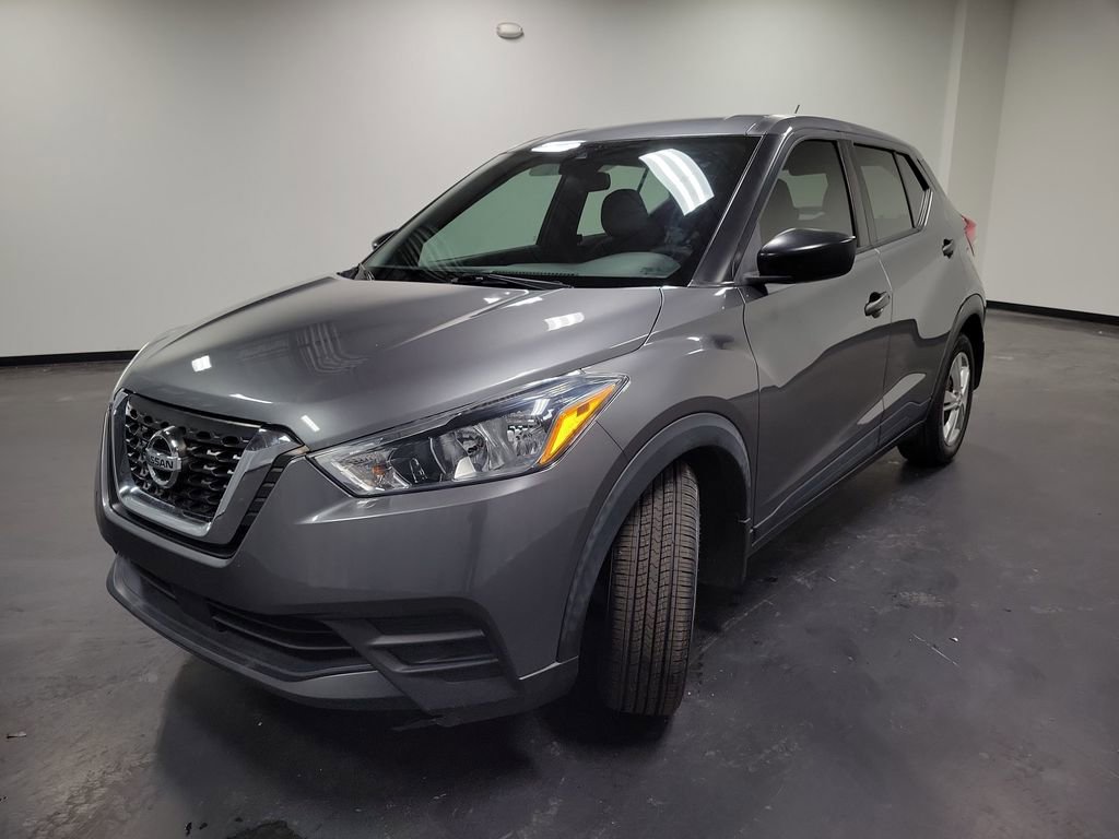 Used 2020 Nissan Kicks S image 5