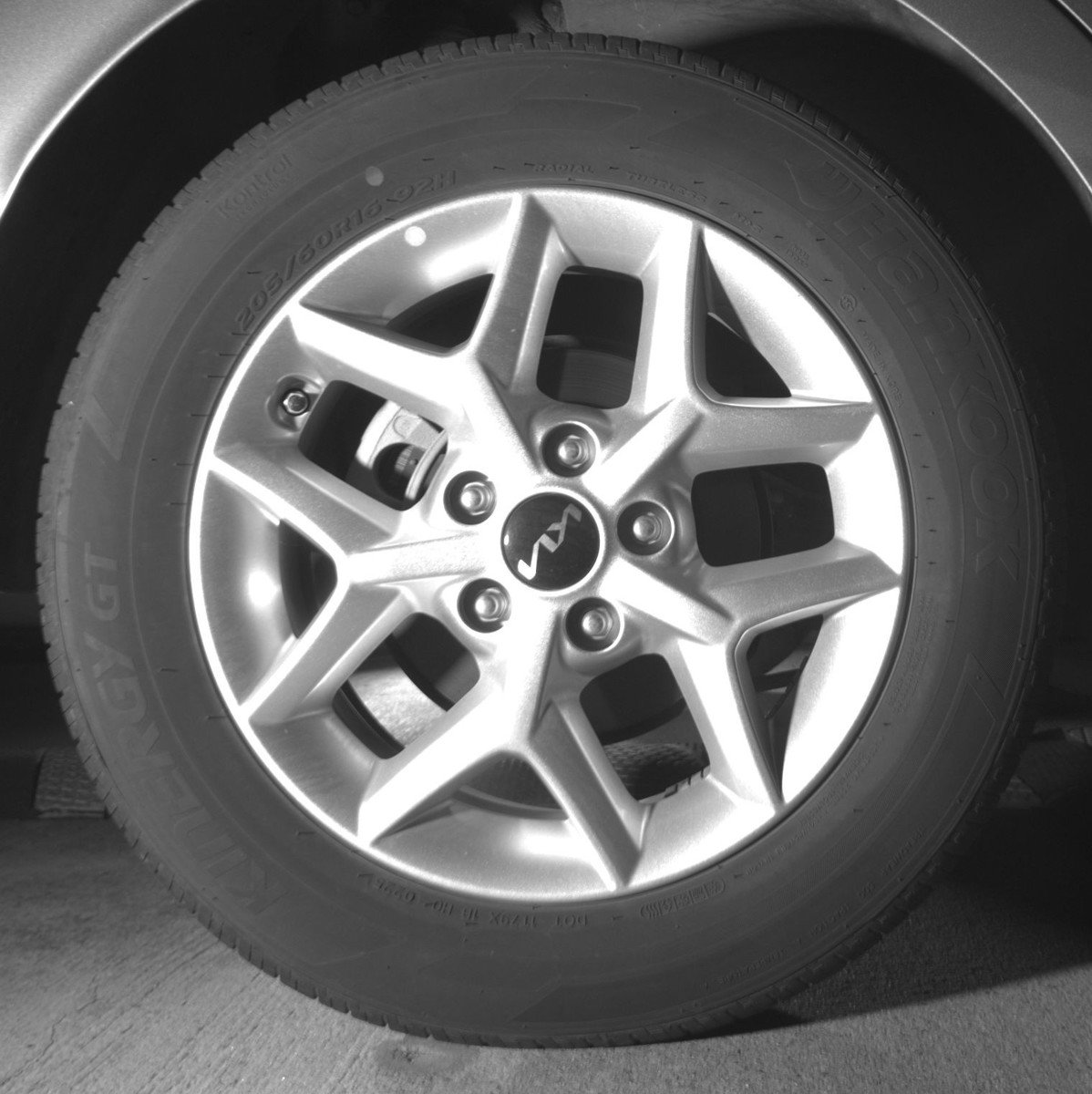Used 2025 Kia Soul LX w/ LX Technology Package FWD image 15